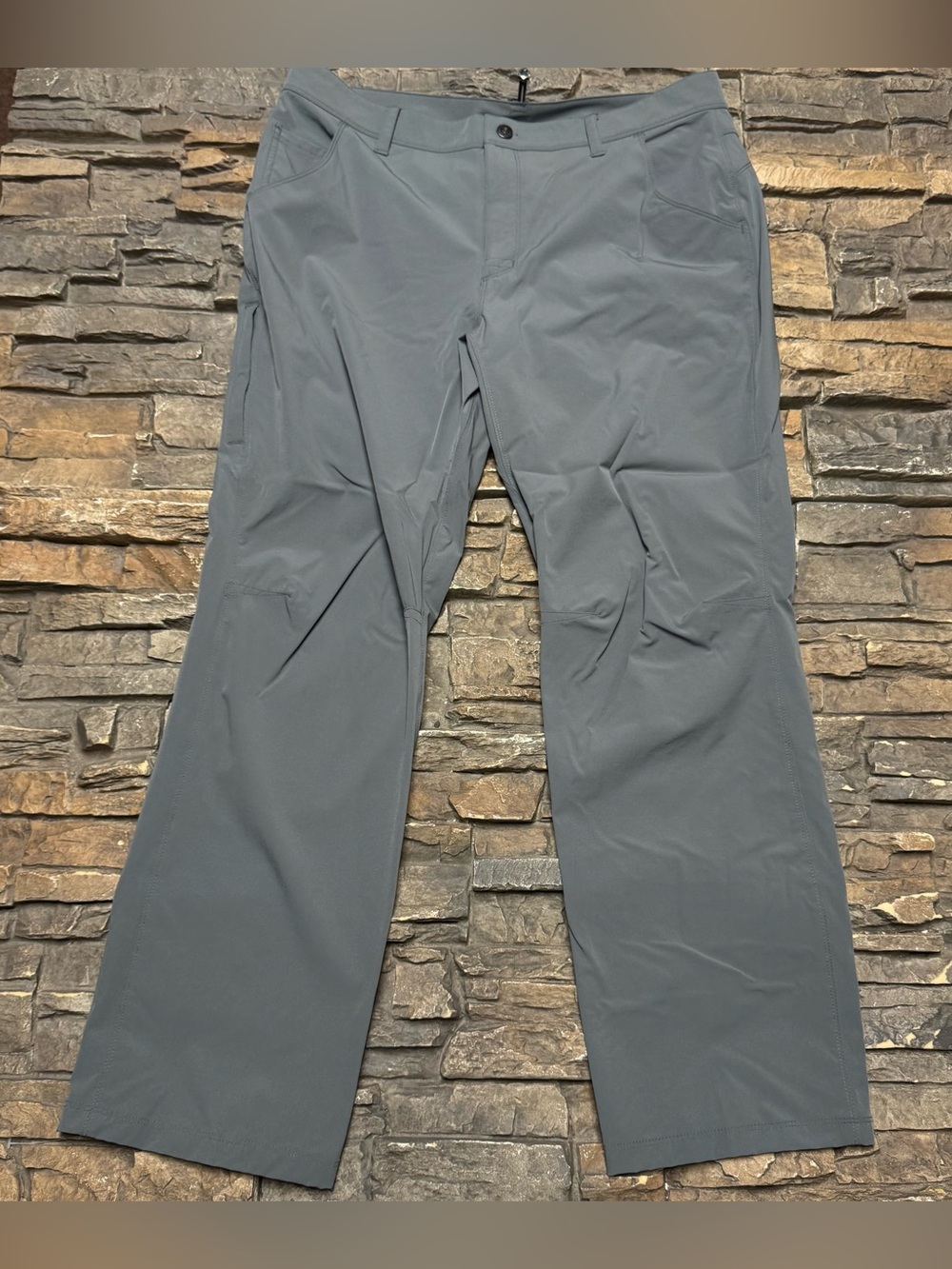 EMS Compass 4-Points Pants Mens 38x30 Gray Hiking Outdoor Activewear Casual